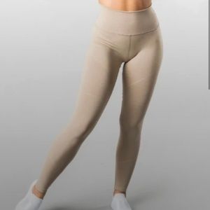 Alphalete Revival Leggings
